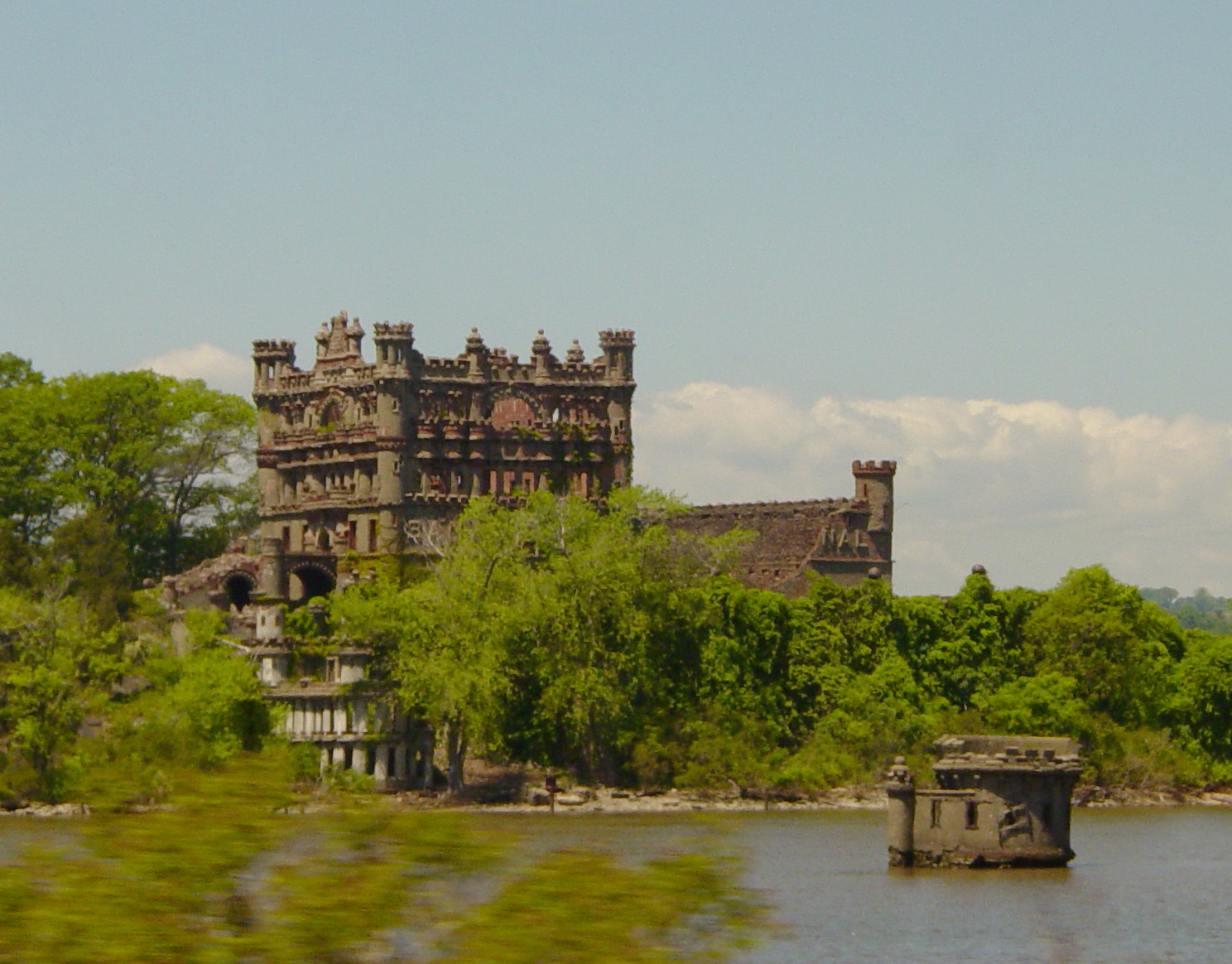 bannerman-castle-bannerman-island-arsenal-abandoned-dot-d-e-k-ay